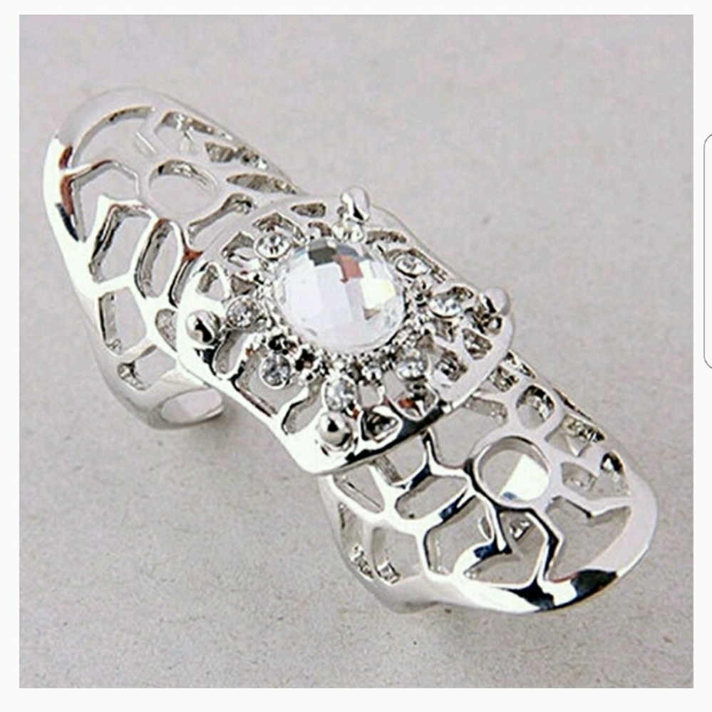 🆕Beautiful Vintage Rhinestone Ring - Picture 3 of 3